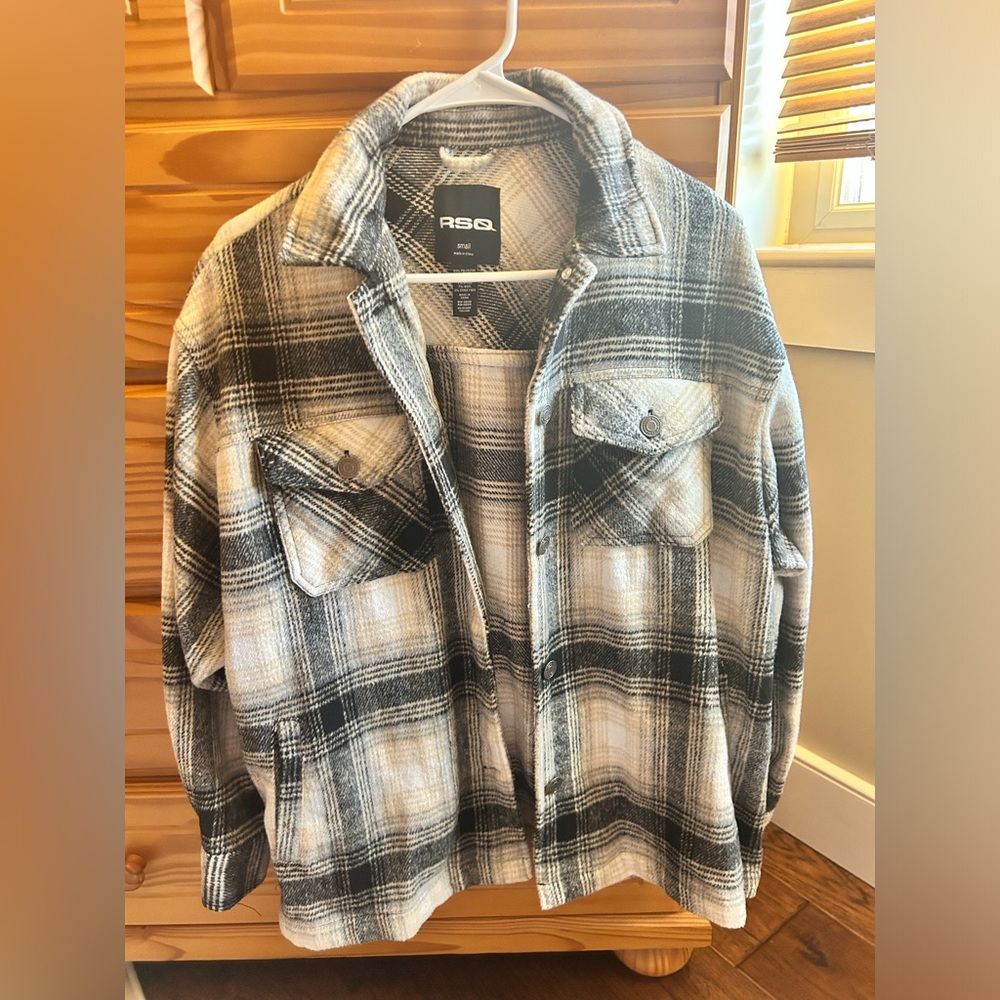 NWOT Tillys RSQ Flannel Fleece Jacket Shacket